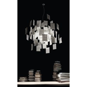 Zettel'z 5 Hängeleuchte von Ingo Maurer, mit 31 bedruckten und 49 unbedruckten Blättern in DIN A5, individuell gestaltbar, warmes, diffuses Licht, japanisches Papier.