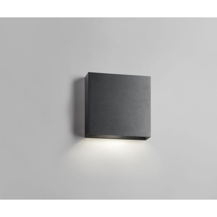 Light-Point LED-Wandleuchte COMPACT 20x20cm (down) 3000K schwarz 256344