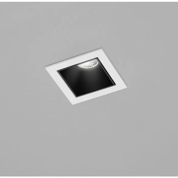 Helestra LED-Deckeneinbauleuchte PIC 5x5cm 15/2050.07