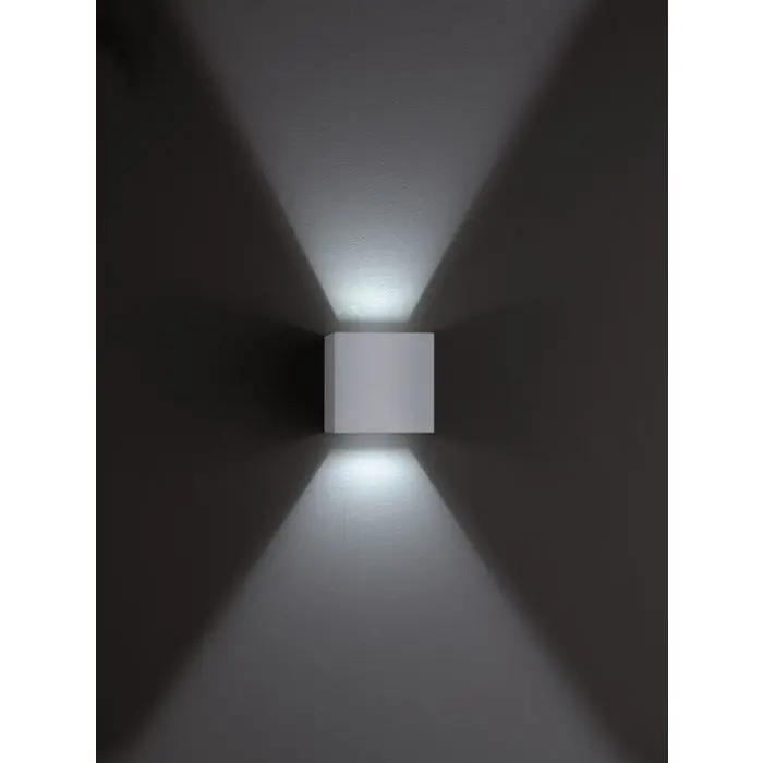 Helestra LED-Wandaußenleuchte SIRI 44 10x10cm silbergrau A28242.46 Helestra LED-Wandaußenleuchte SIRI 44 10x10cm silbergrau A28242.46